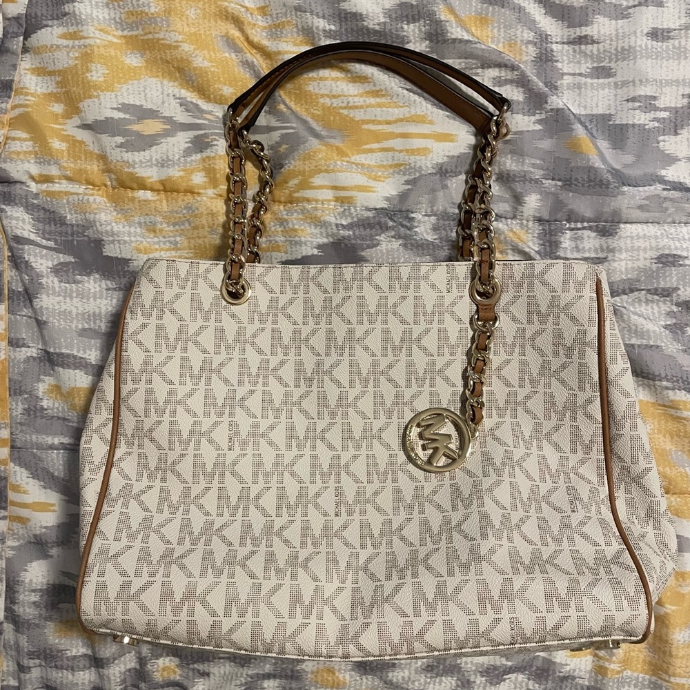 Michael Kors Monogram Purse w/ Dust Bag